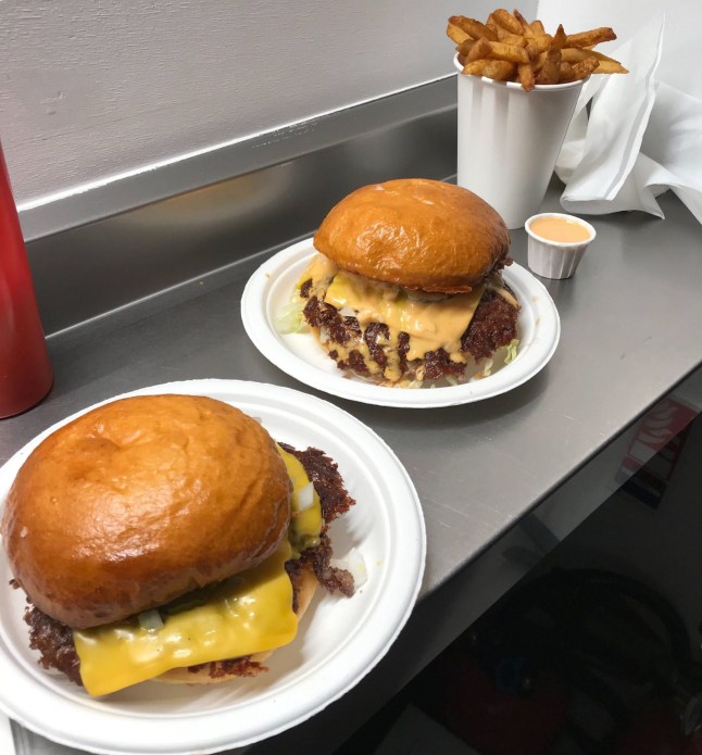 French fast food chain is coming to the UK - with 'xxxx' burgers